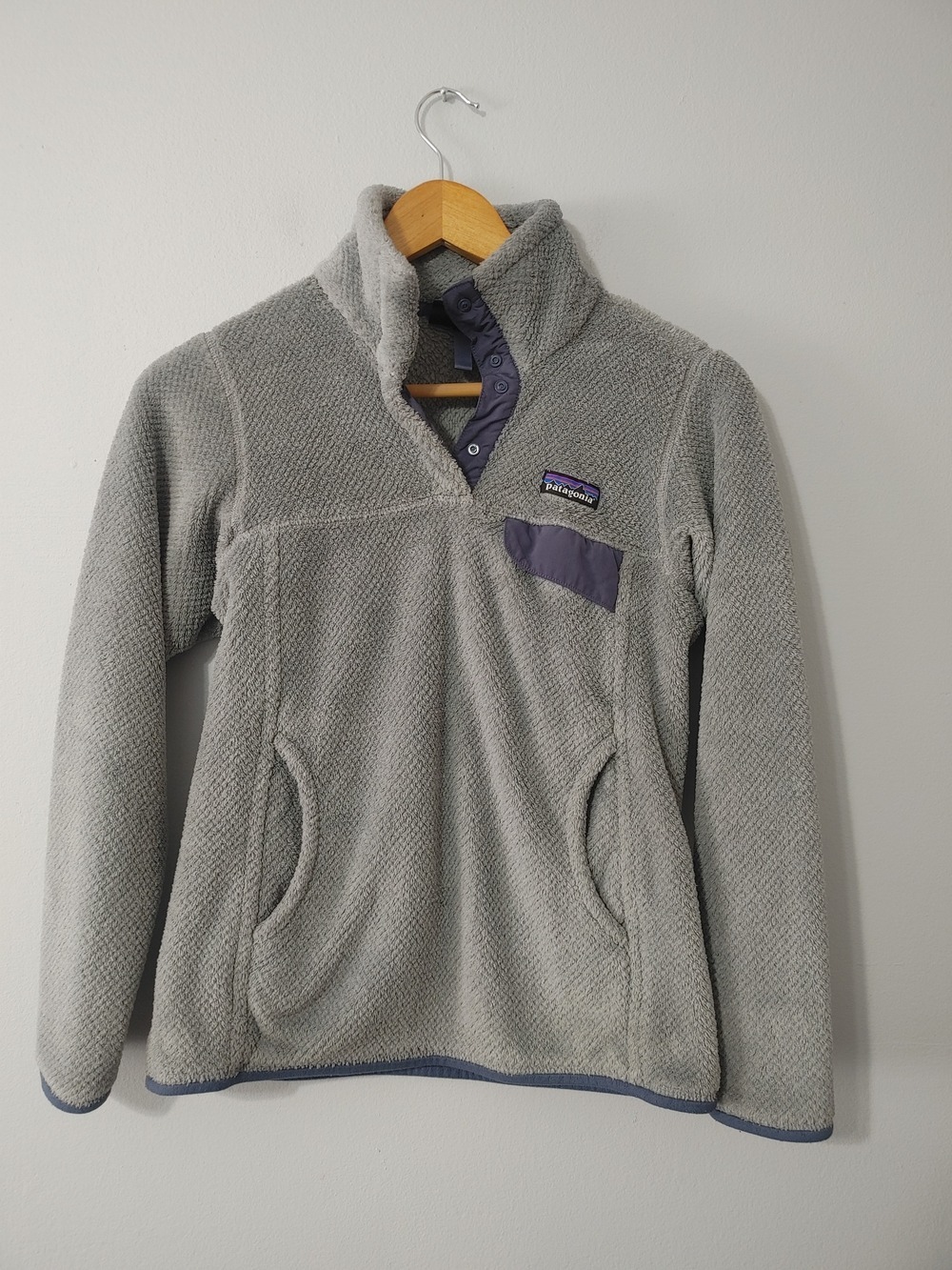 Patagonia Women's Re-Tool Snap-T Pullover Grey/Purple XS